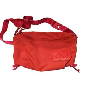 The North Face Women's  Waist Bag Pink